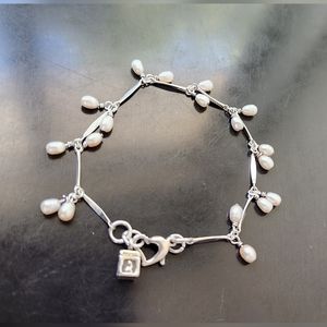 Fine 925 Sterling Silver Bracelet with Light Pink Pearls